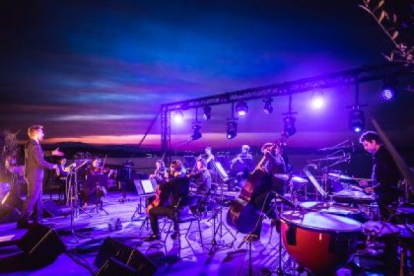 Concert benèfic commemoratiu