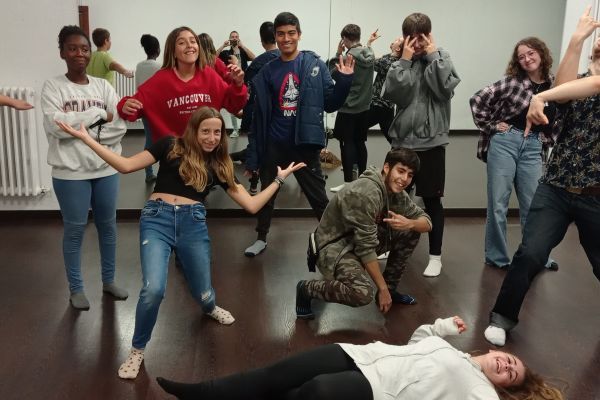 Espectacle de creació col· lectiva